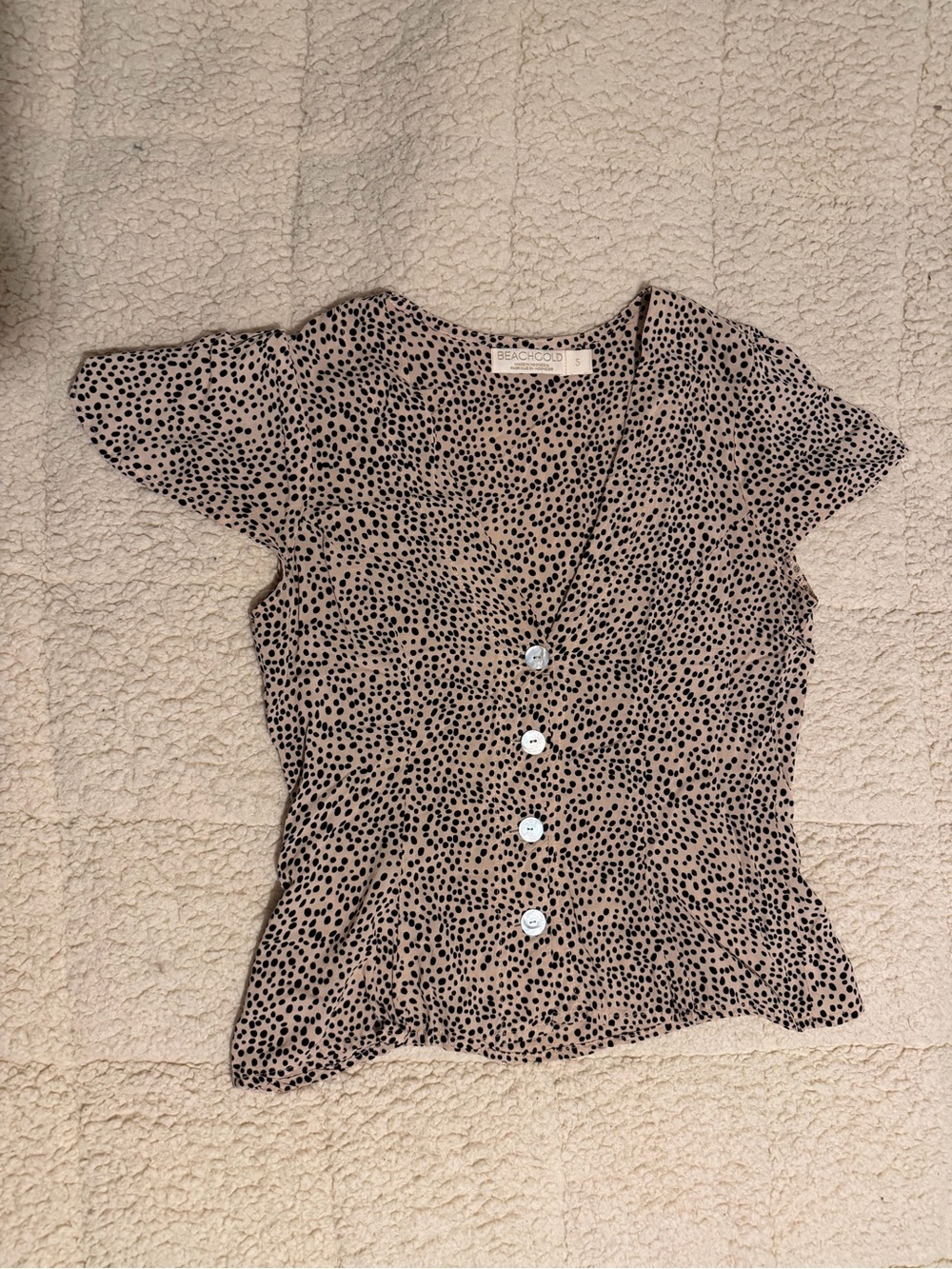Beachgold Cheetah Short-Sleeve Button Top